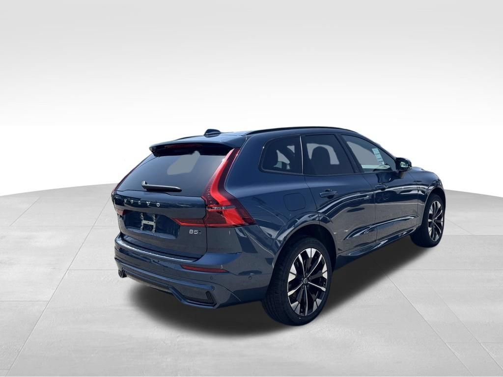 New 2026 Volvo XC60 B5 Plus w/ Protection Package Premier AWD/4WD image 6