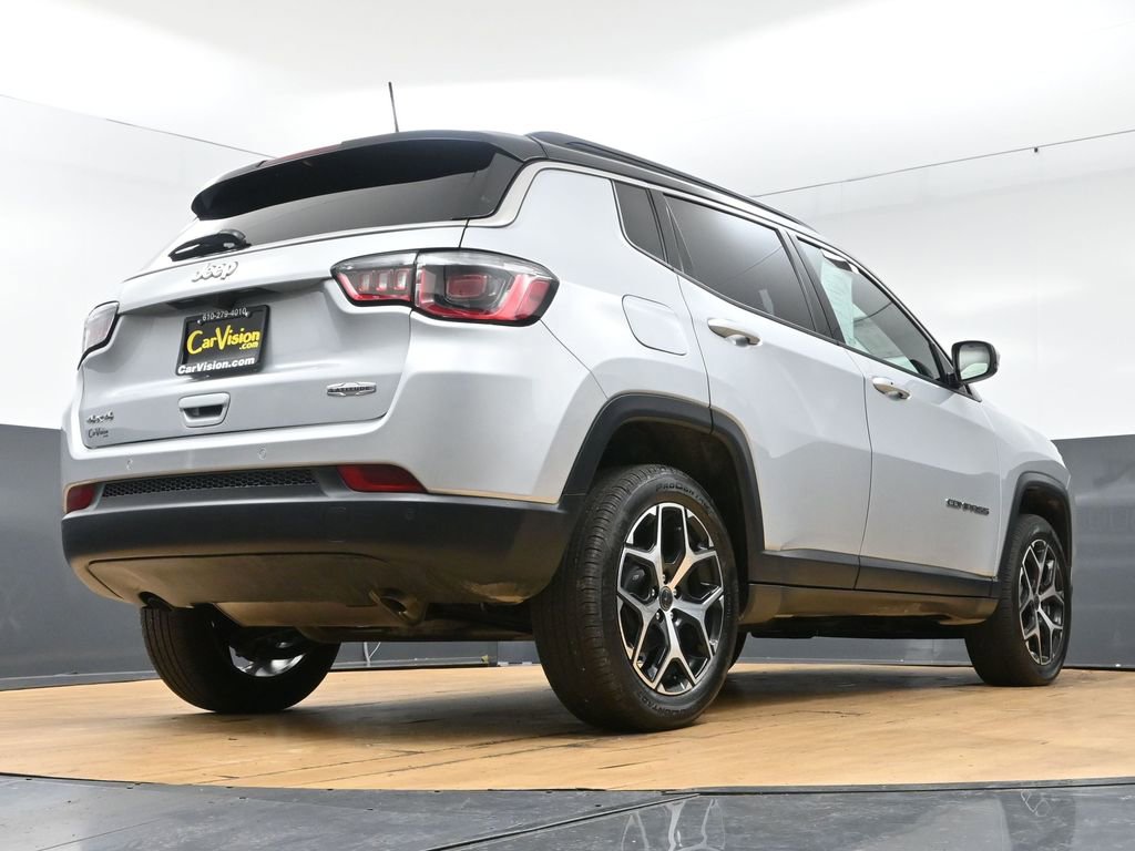 Used 2026 Jeep Compass Limited image 10