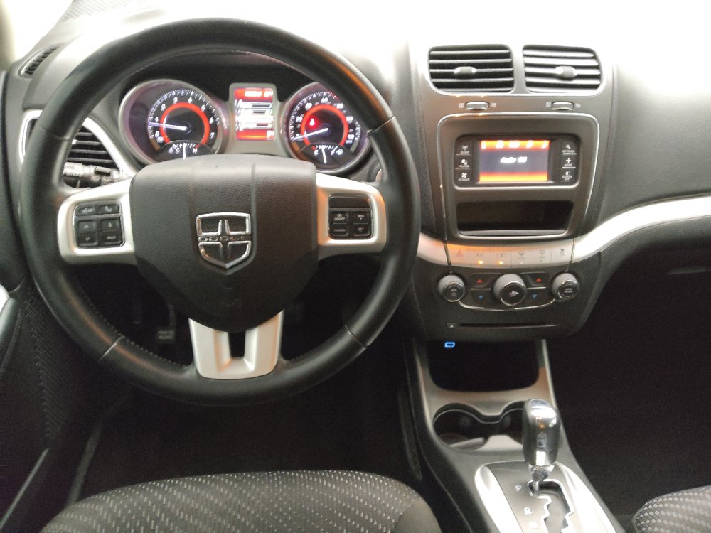 Used 2017 Dodge Journey SE w/ Flexible Seating Group FWD image 22