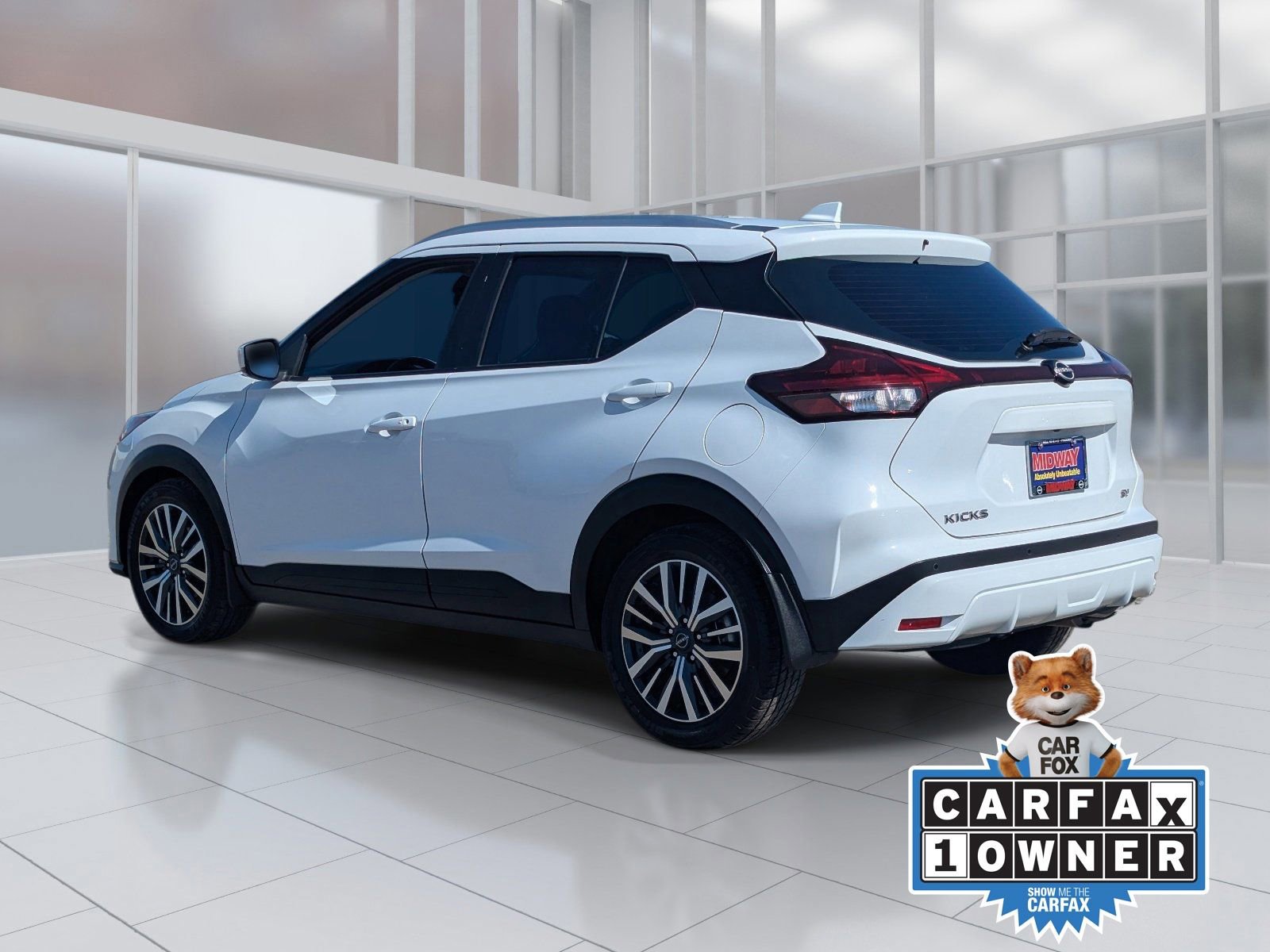 Certified 2022 Nissan Kicks SV FWD image 3