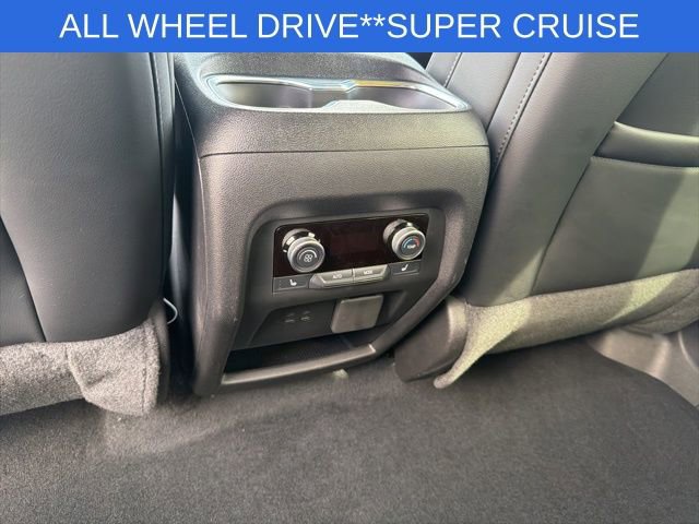 Used 2025 Buick Enclave Avenir w/ Super Cruise Package image 22