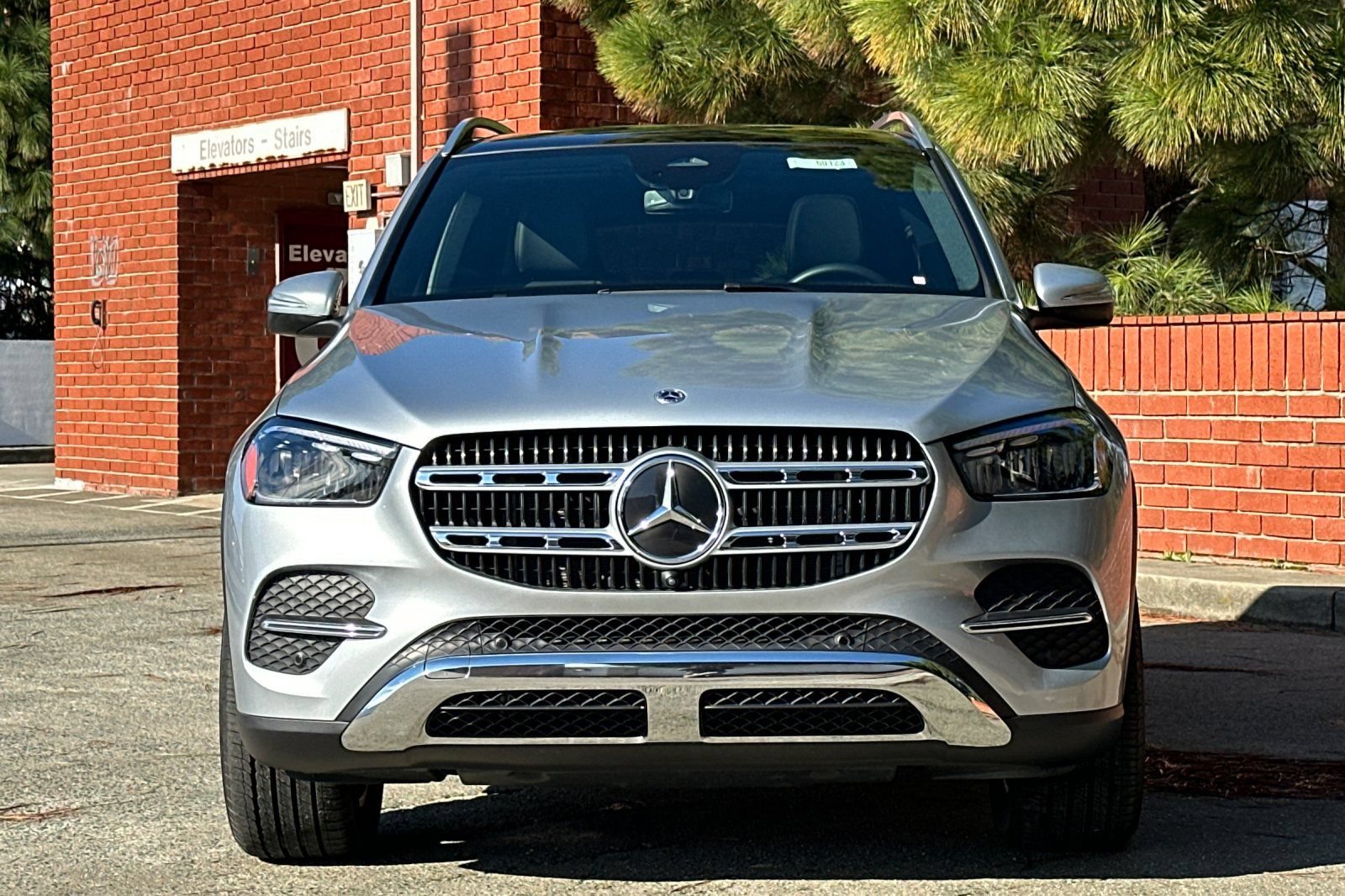 New 2025 Mercedes-Benz GLE 450 4MATIC image 9