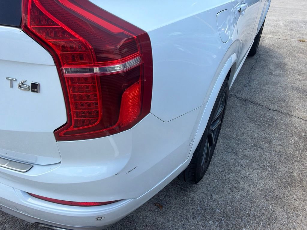 Used 2016 Volvo XC90 T6 Momentum w/ Momentum Plus Package AWD/4WD image 8