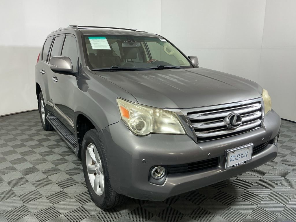 Used 2013 Lexus GX 460 image 3