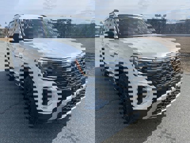 New 2026 Volkswagen Atlas Peak Edition image 4