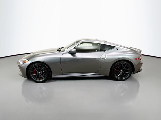 Used 2024 Nissan Z Performance w/ Floor Mat Package RWD image 4