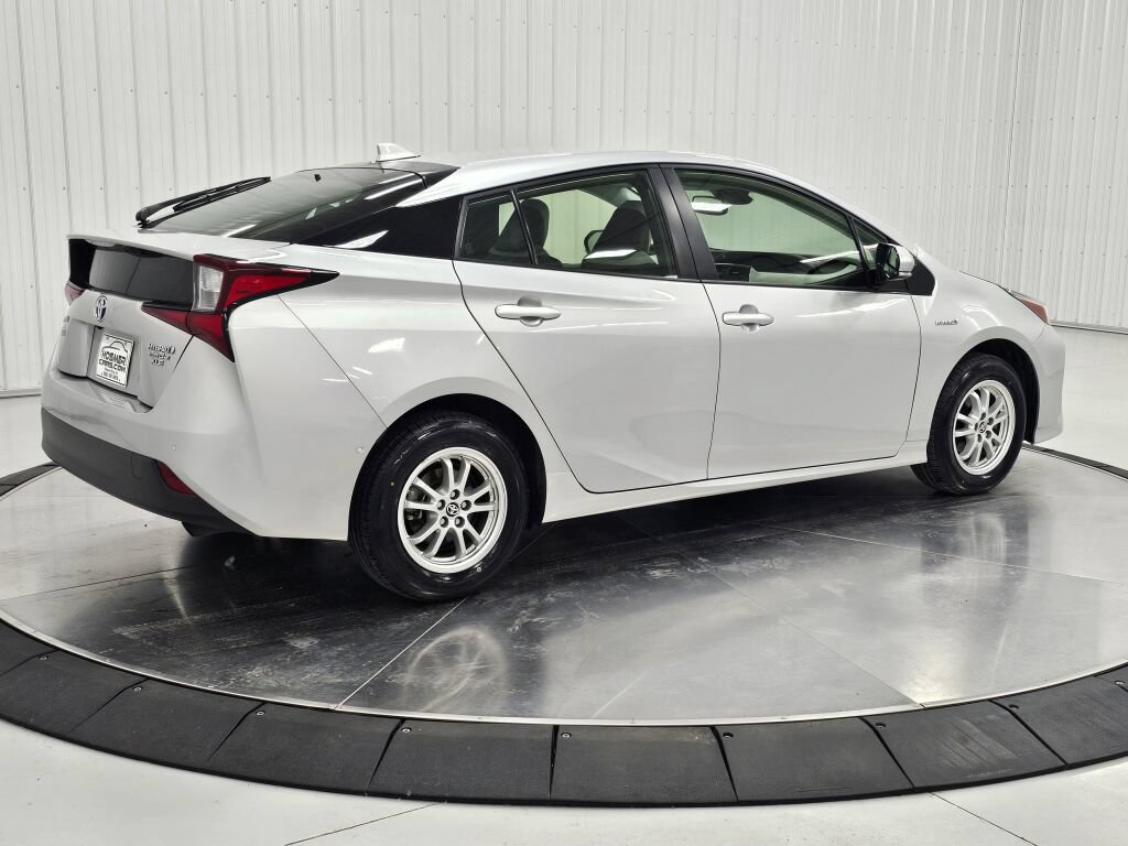 Used 2019 Toyota Prius XLE AWD/4WD image 5