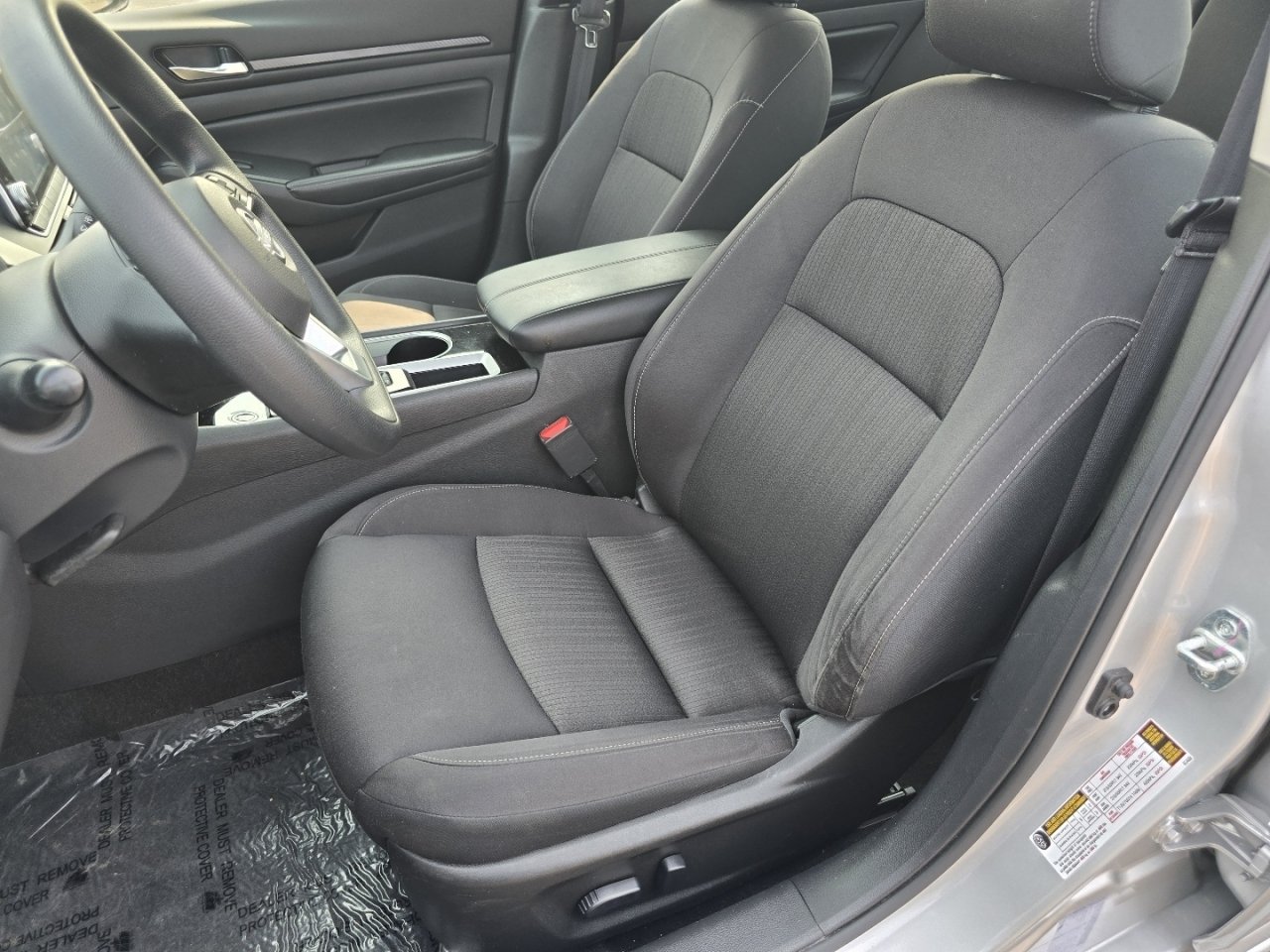 Used 2024 Nissan Altima 2.5 SV FWD image 22