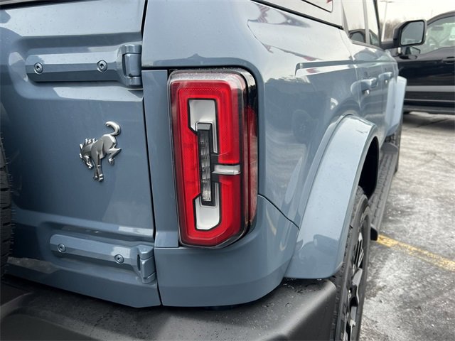New 2025 Ford Bronco Outer Banks image 6