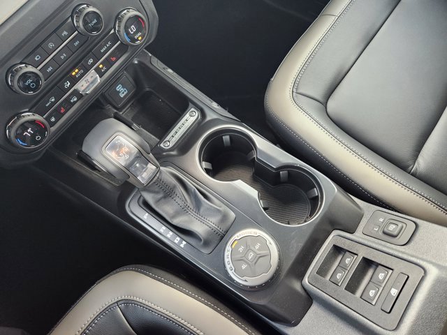 New 2025 Ford Bronco Outer Banks image 15