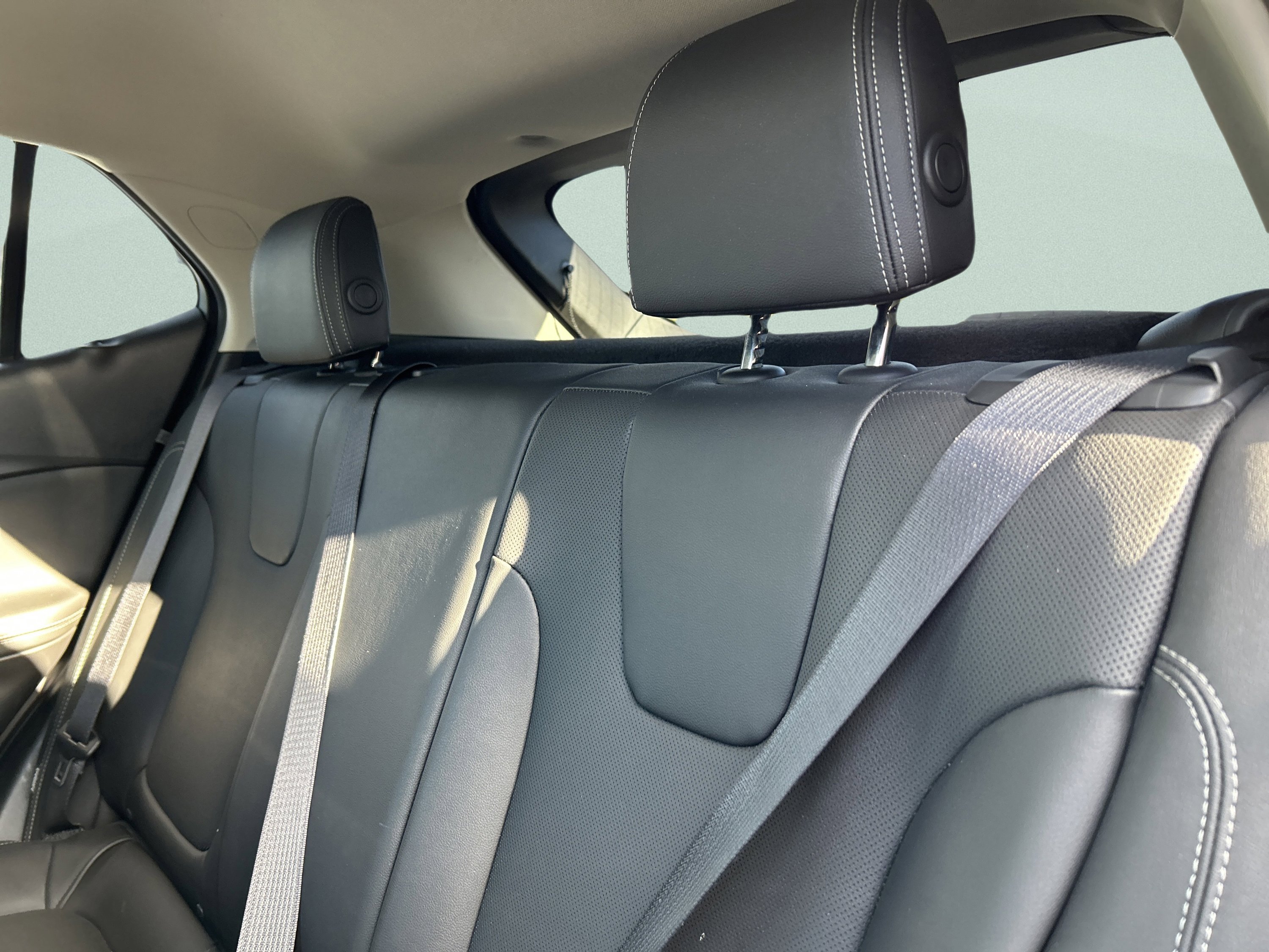 Used 2024 Buick Encore GX Sport Touring image 23