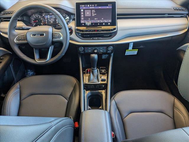 New 2026 Jeep Compass Limited w/ Mopar Graphics Package image 14
