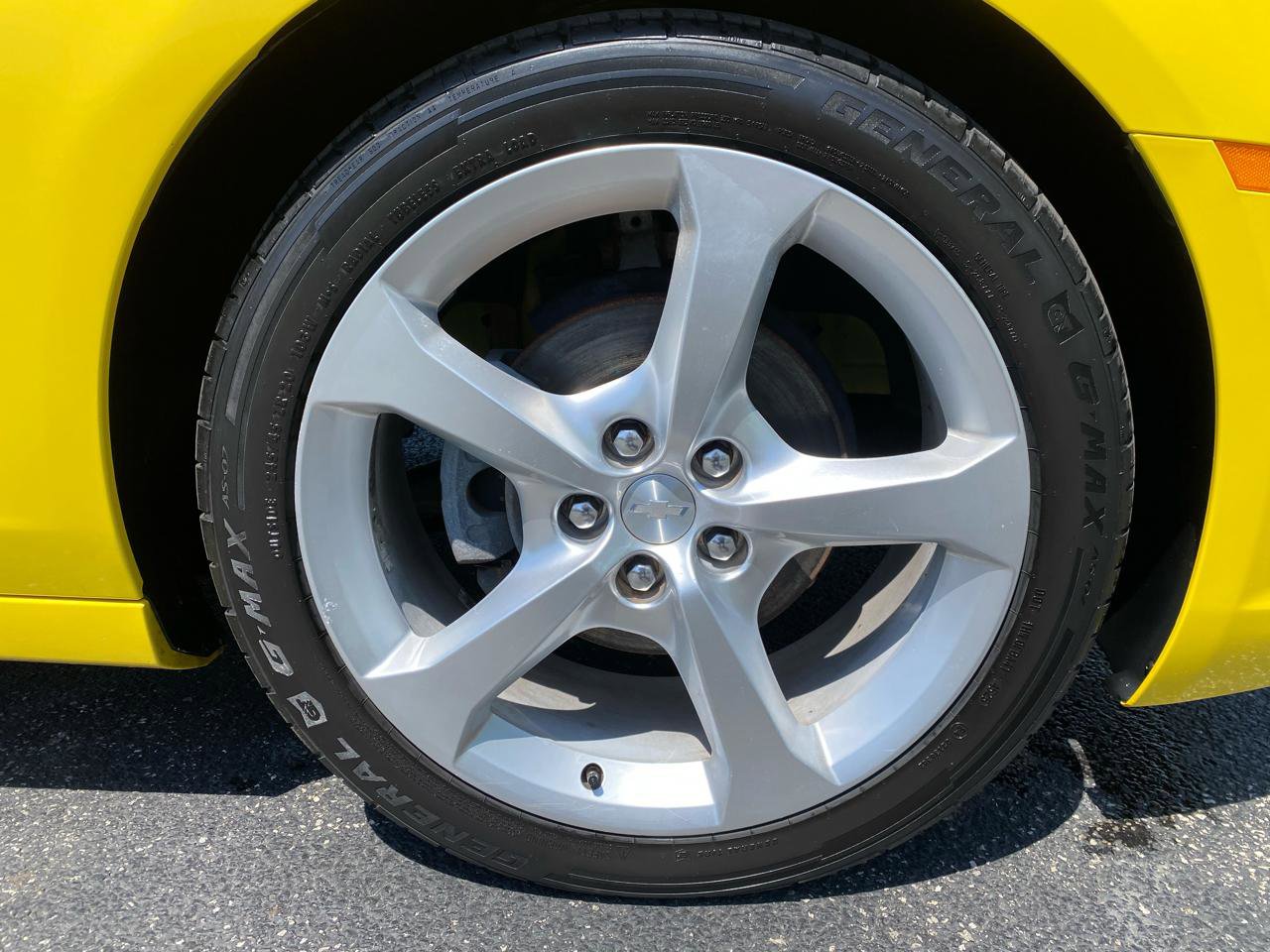 Used 2015 Chevrolet Camaro LT RWD image 50