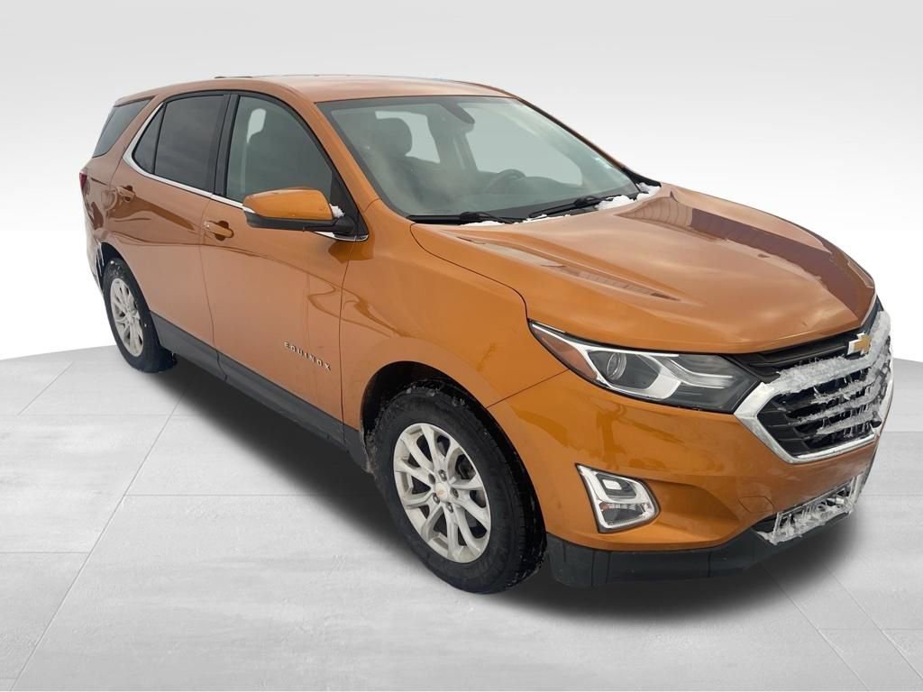 Used 2018 Chevrolet Equinox LT image 2