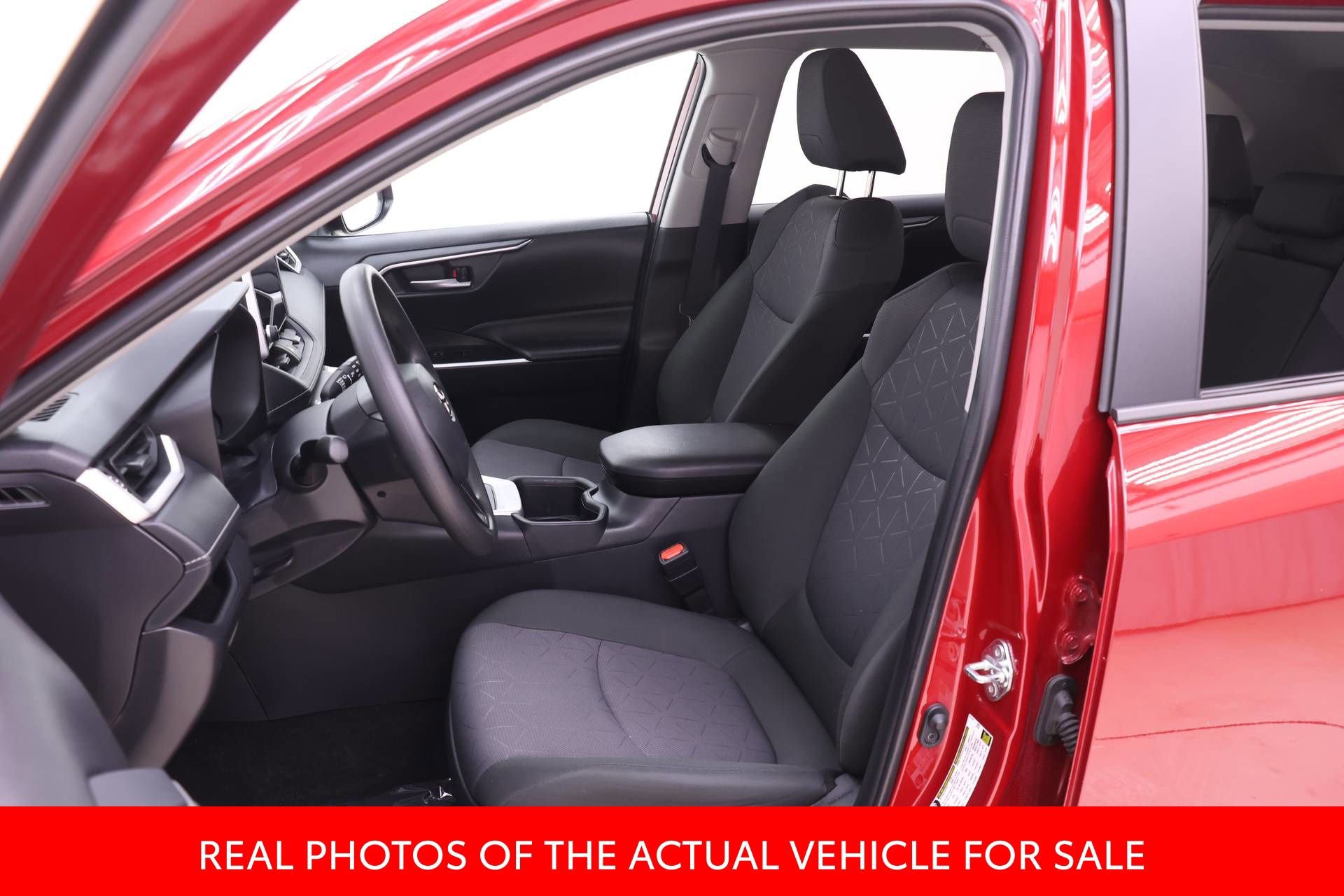 Certified 2025 Toyota RAV4 XLE image 3