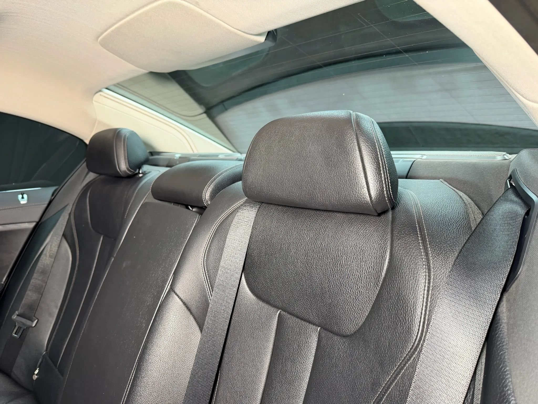 Used 2016 BMW 740i RWD image 19