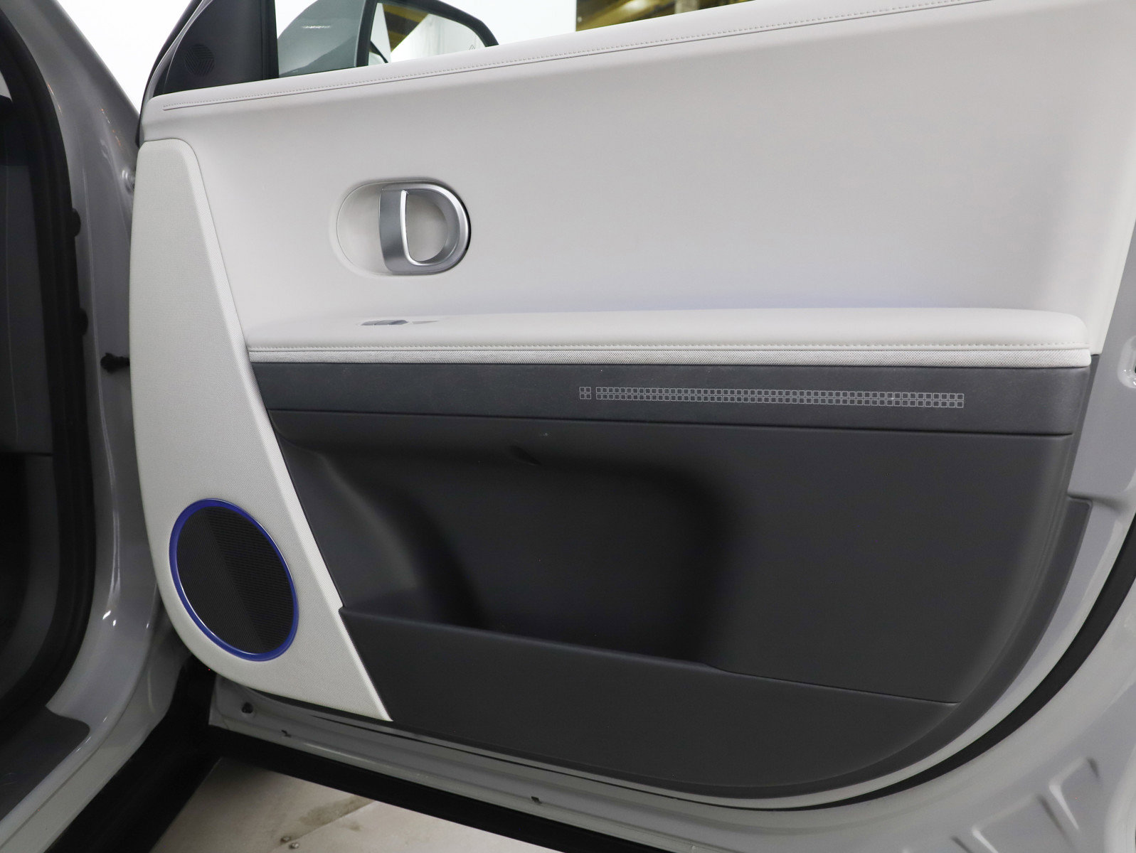 Used 2023 Hyundai Ioniq 5 SEL image 9