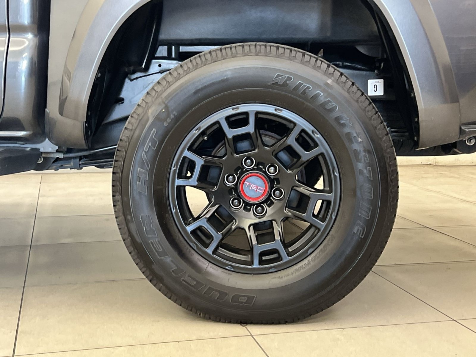 Used 2023 Toyota Tacoma SR5 AWD/4WD image 31