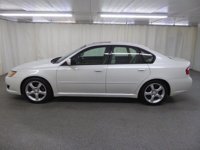 Used 2009 Subaru Legacy 2.5i Special Edition AWD/4WD image 4