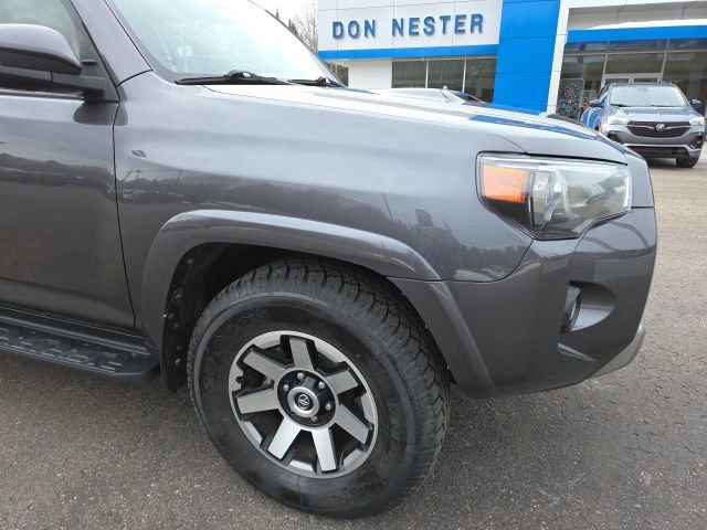 Used 2020 Toyota 4Runner TRD Off-Road image 28