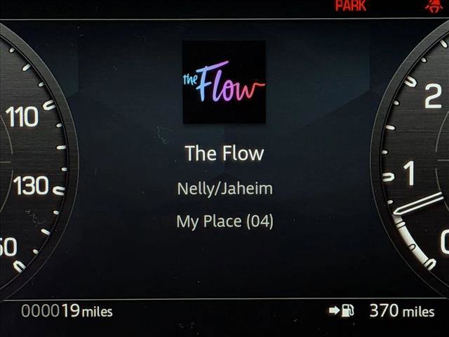 New 2026 Land Rover Defender 110 X-Dynamic SE image 10