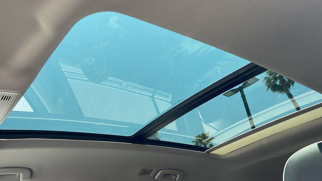 New 2025 Volkswagen Atlas SEL Premium R-Line image 28