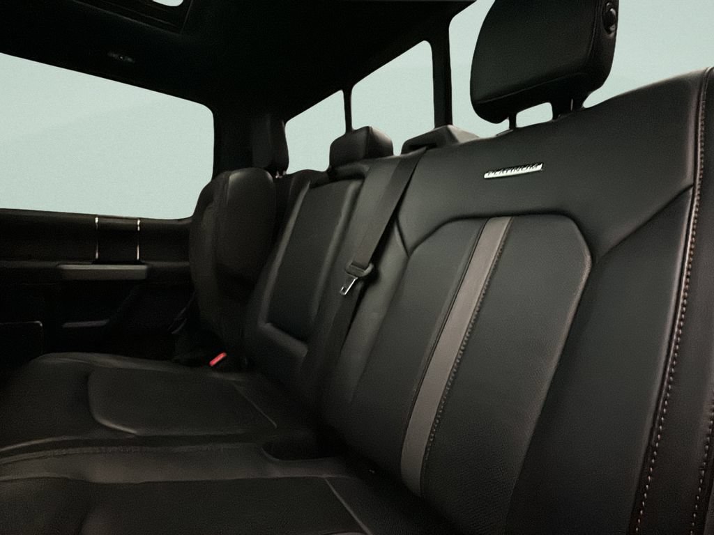 Used 2018 Ford F150 Platinum w/ Equipment Group 701A Luxury AWD/4WD image 15