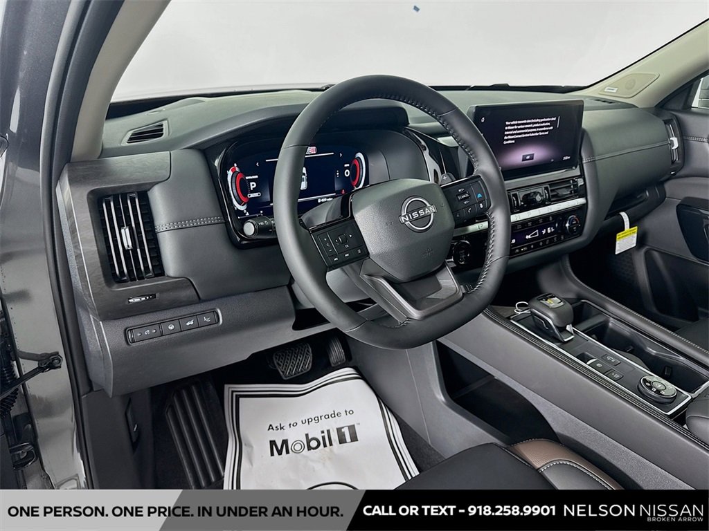 New 2026 Nissan Pathfinder Platinum image 9