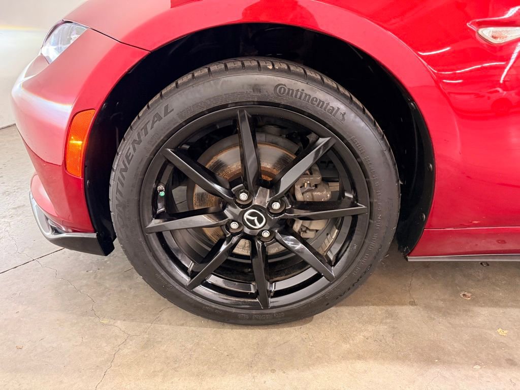 Used 2019 MAZDA MX-5 Miata Club image 16