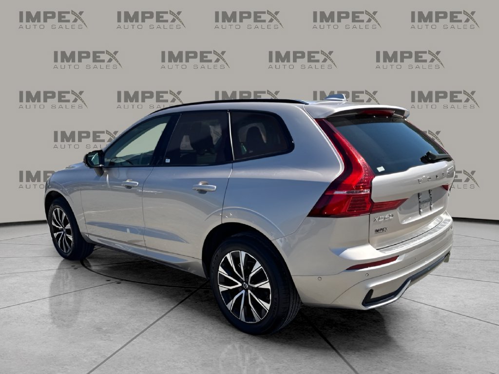 Used 2024 Volvo XC60 B5 Plus w/ Protection Package Premier AWD/4WD image 3