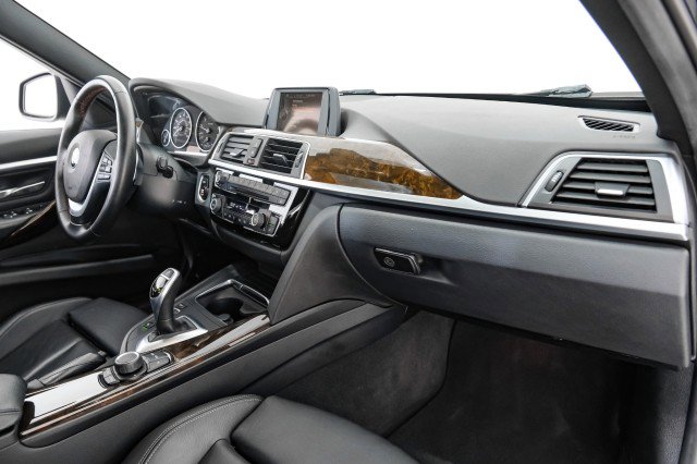 Used 2016 BMW 328i Sedan RWD image 10