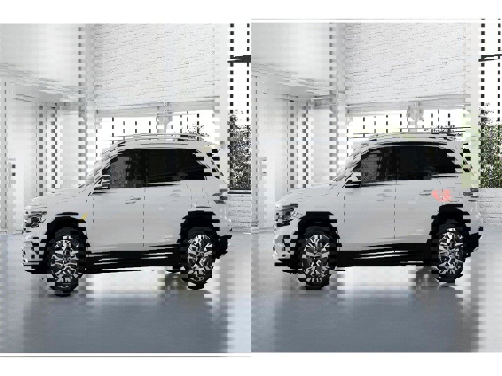 New 2026 Mercedes-Benz GLB 250 4MATIC image 35