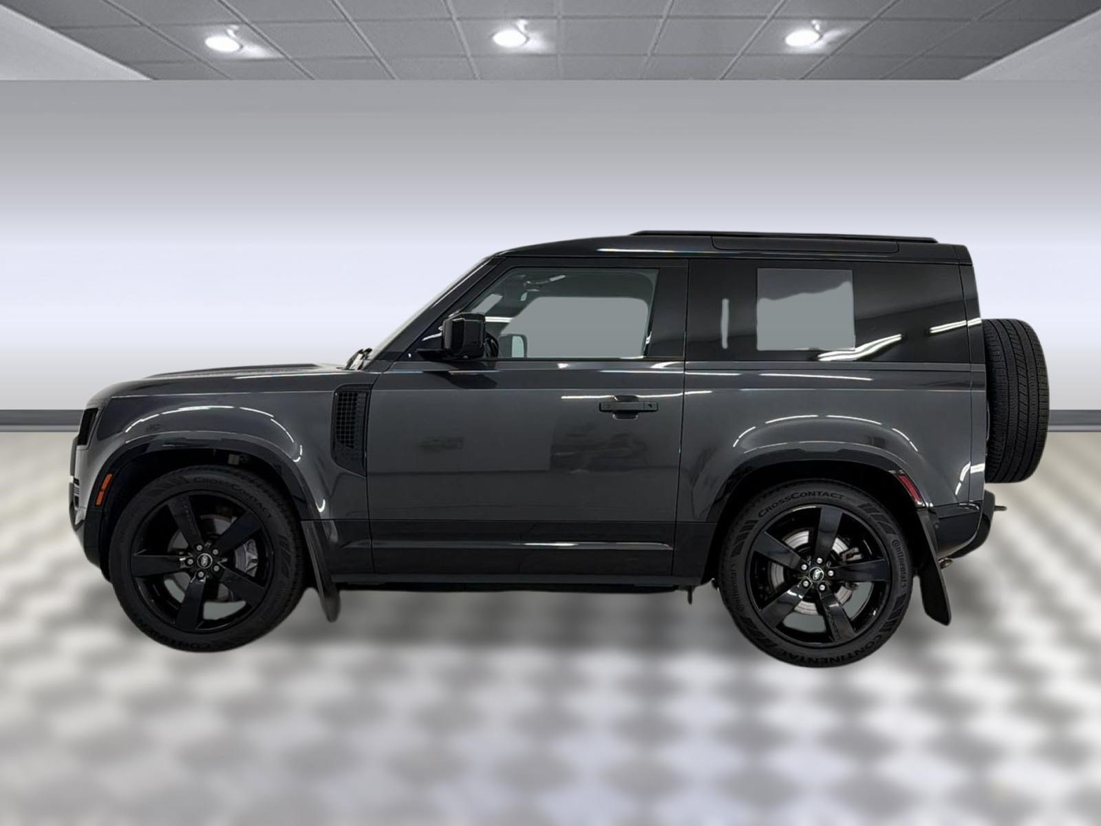 Used 2023 Land Rover Defender 90 X-Dynamic SE AWD/4WD image 2