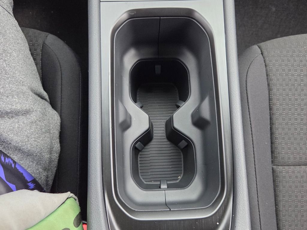 New 2026 Nissan Kicks S image 17