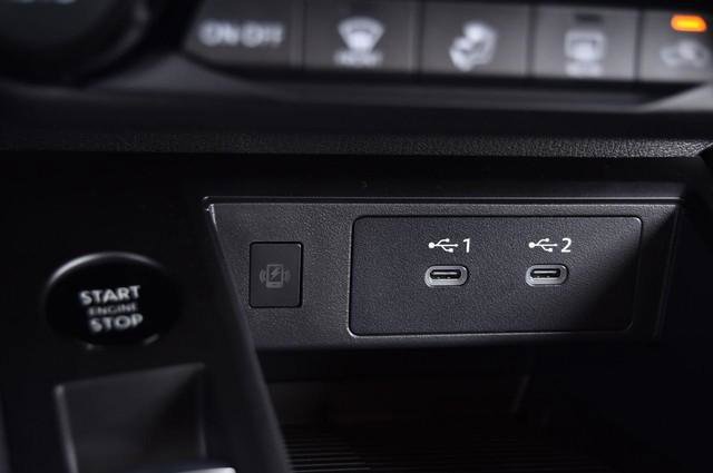 New 2026 Nissan Kicks SV FWD image 17