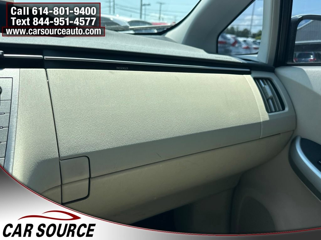 Used 2014 Toyota Prius Three w/ Solar Roof Package FWD image 20