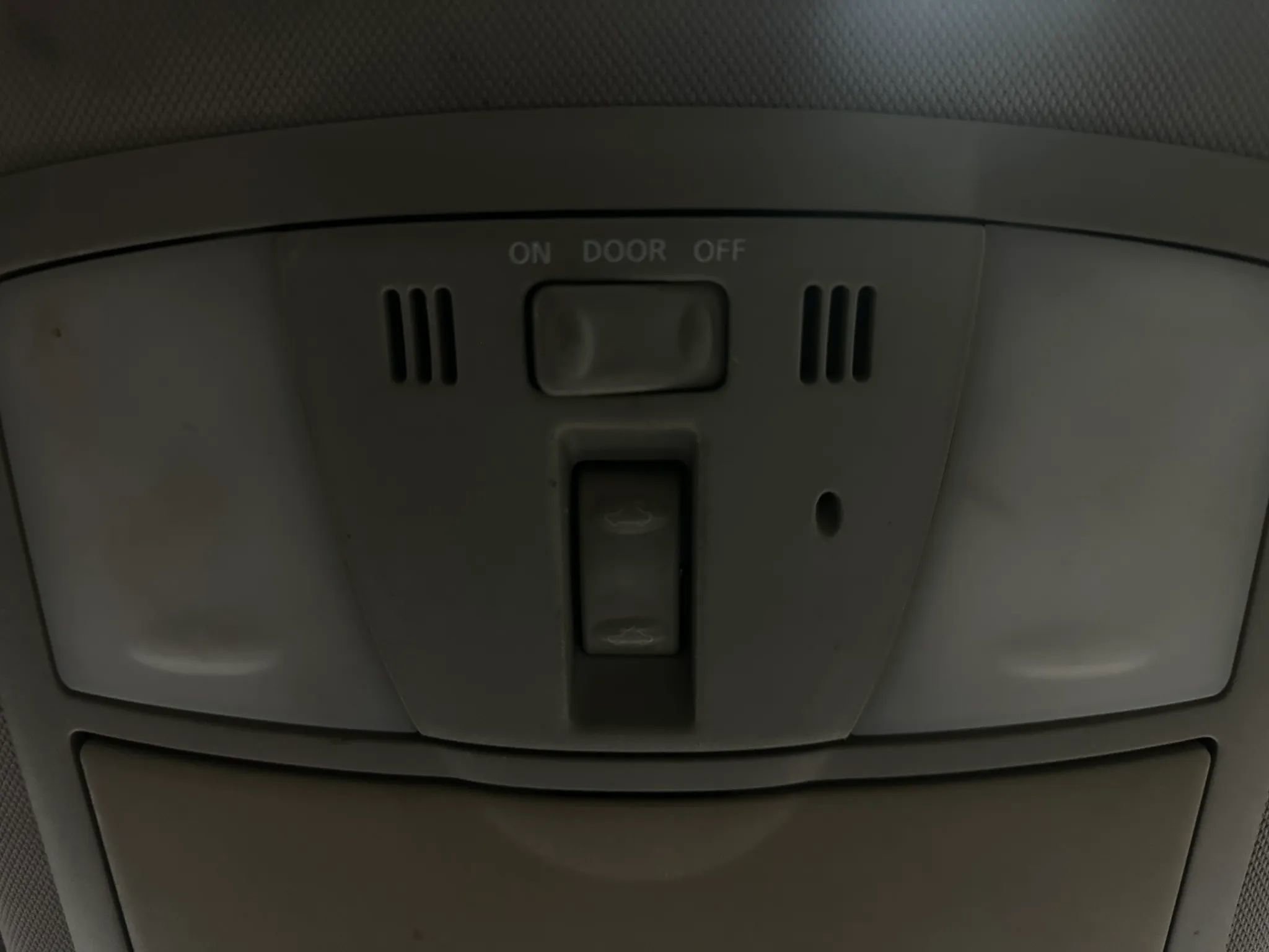 Used 2010 INFINITI G37 Journey w/ Premium Pkg image 34