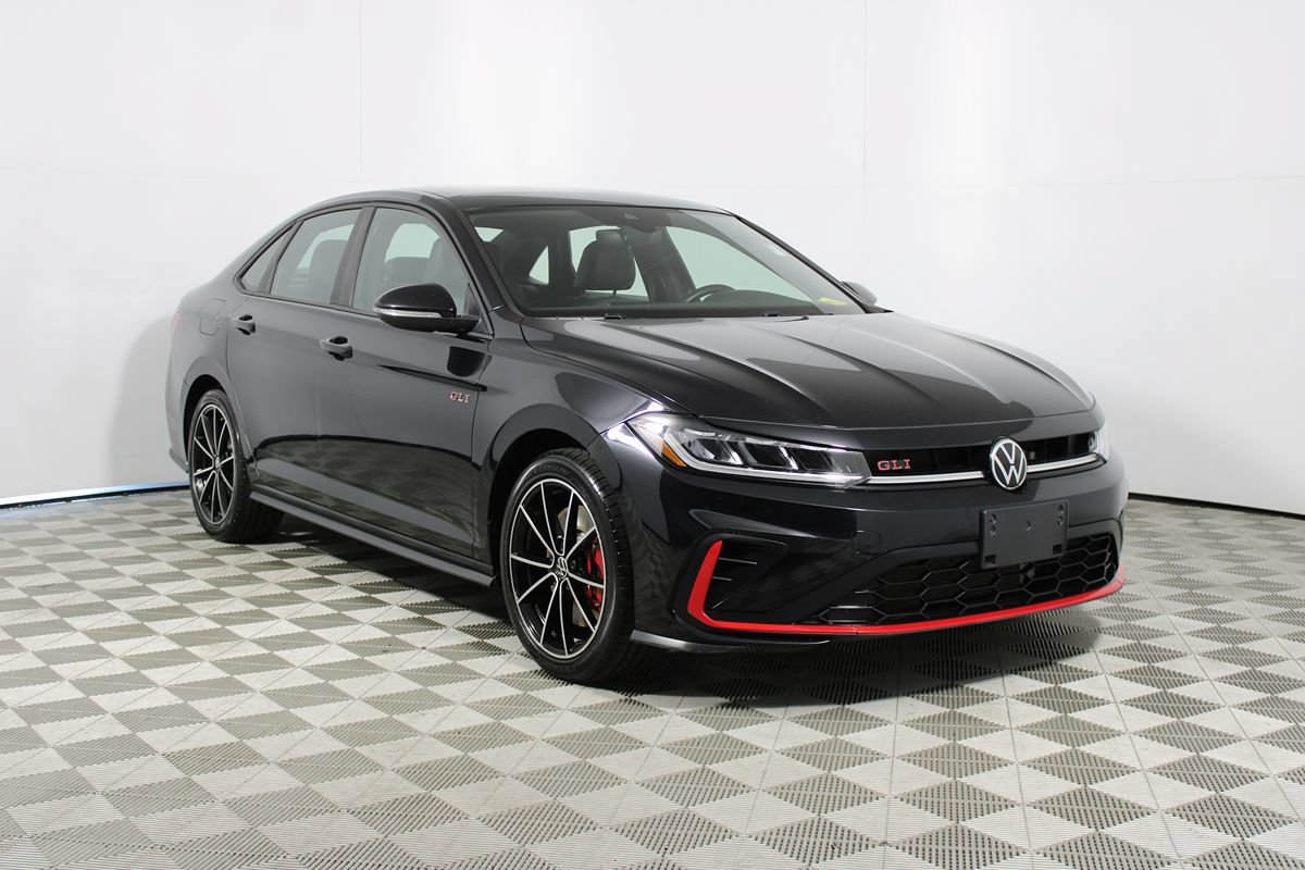 Used 2025 Volkswagen Jetta GLI Autobahn FWD image 27