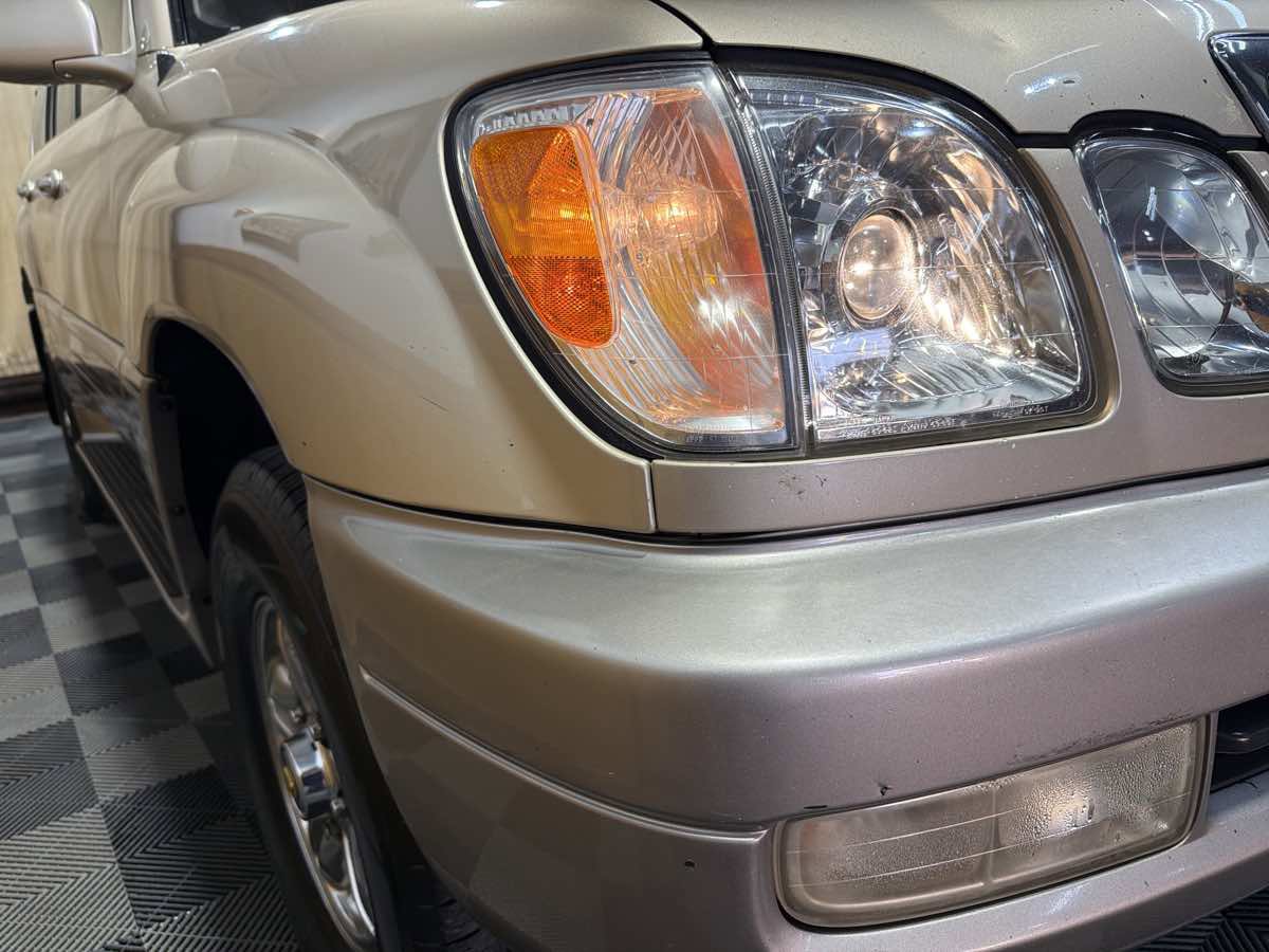 Used 2000 Lexus LX 470 4WD image 7