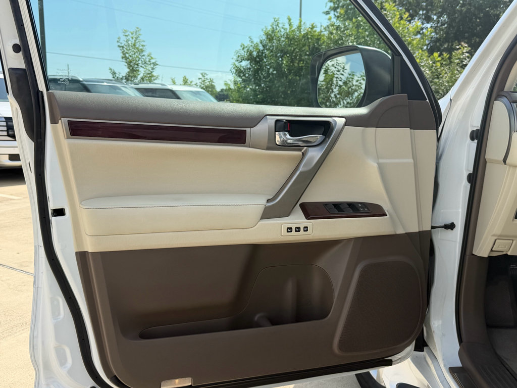Used 2019 Lexus GX 460 Premium AWD/4WD image 17
