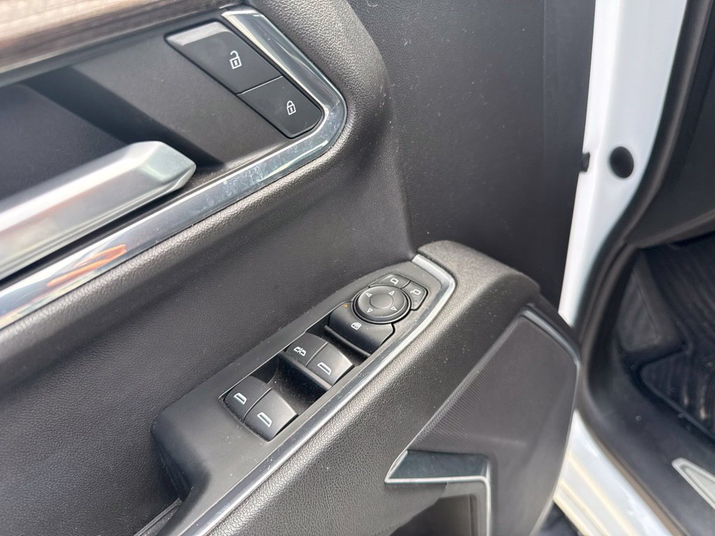 Used 2023 Chevrolet Silverado 1500 LT RWD image 13