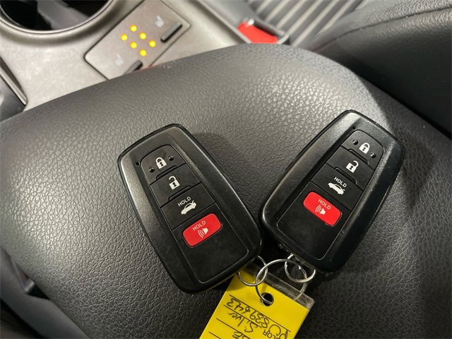 Used 2023 Toyota Camry SE image 20