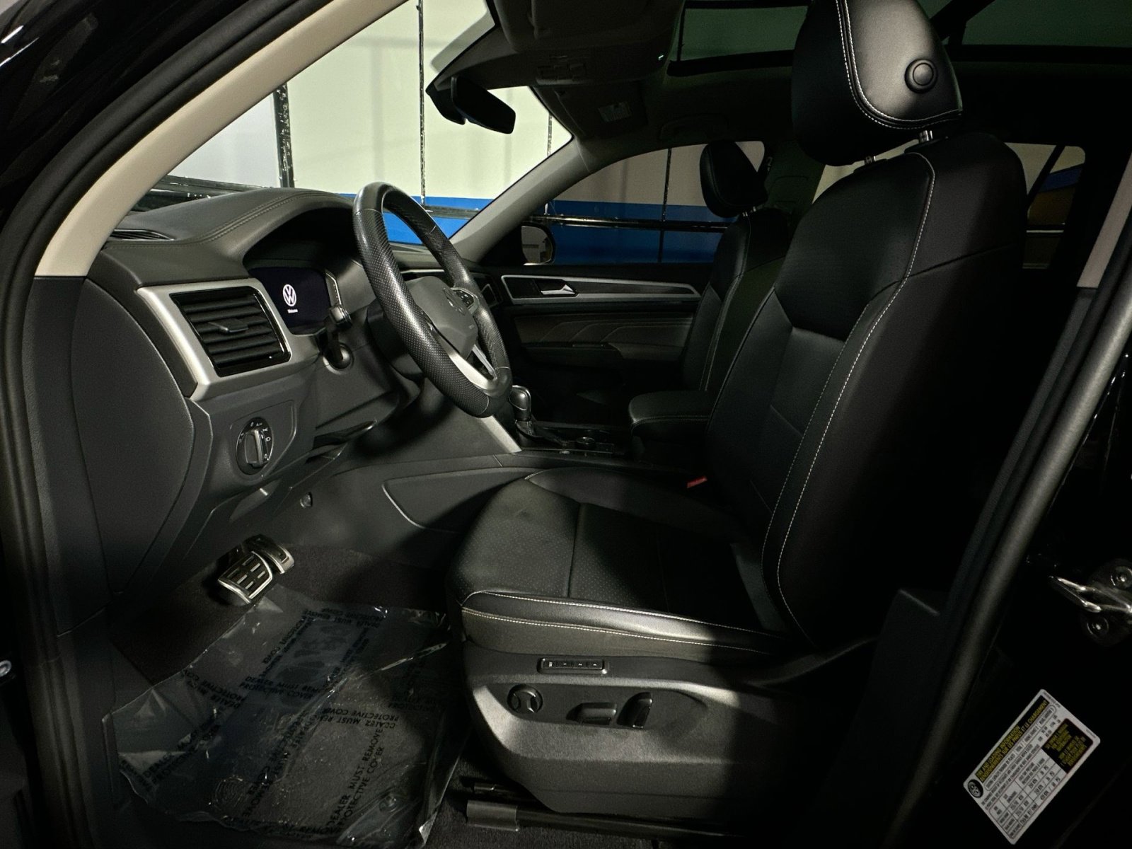 Used 2023 Volkswagen Atlas SEL R-Line image 13