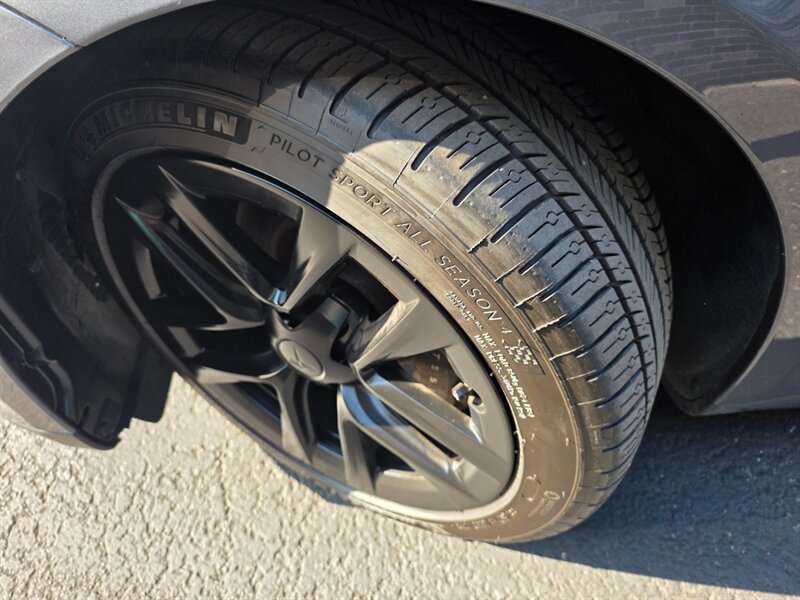 Used 2013 Tesla Model S RWD image 26