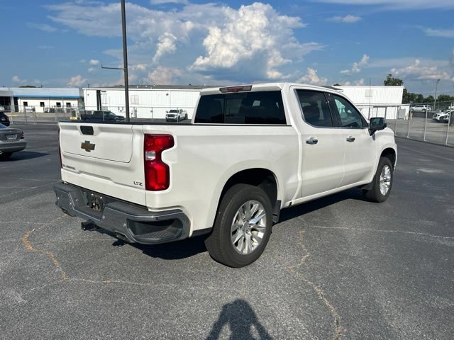 Used 2022 Chevrolet Silverado 1500 LTZ w/ LTZ Premium Package AWD/4WD image 4