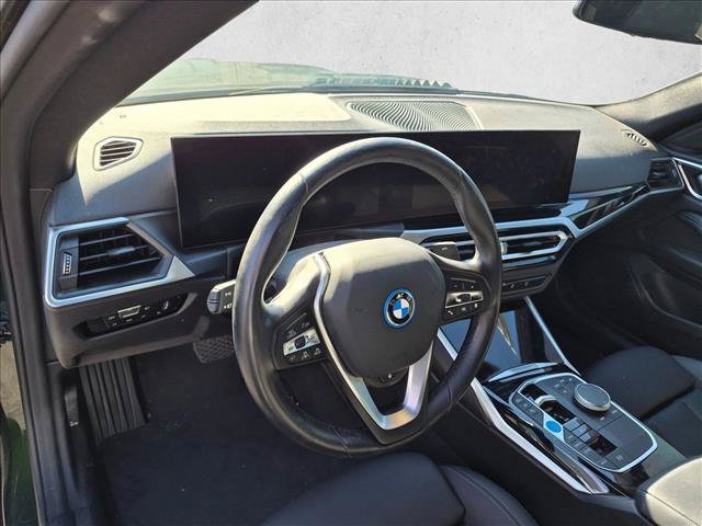Used 2023 BMW i4 eDrive40 RWD image 9