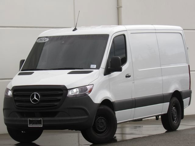 Used 2024 Mercedes-Benz Sprinter 2500 image 1