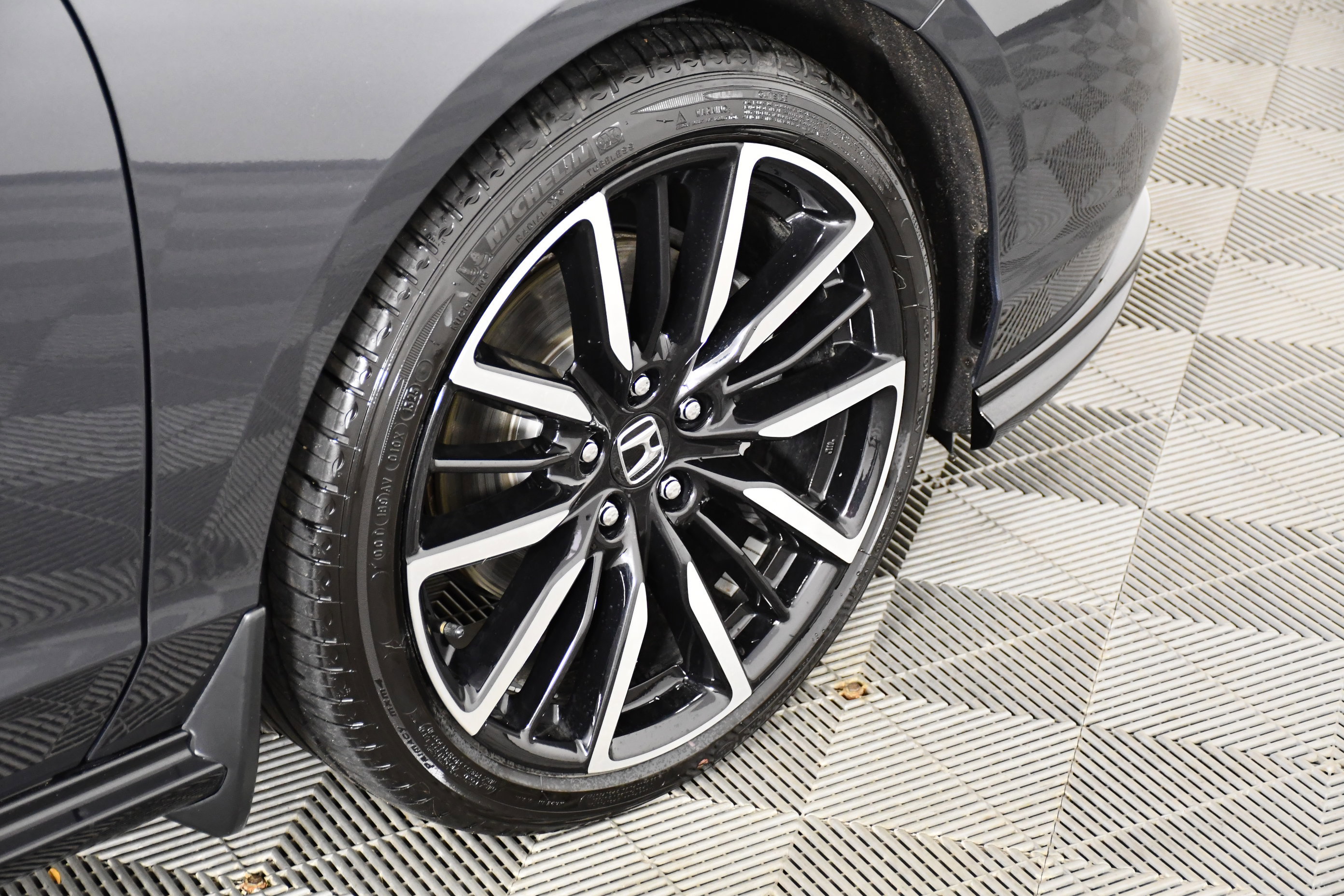 Certified 2025 Honda Accord Touring image 42