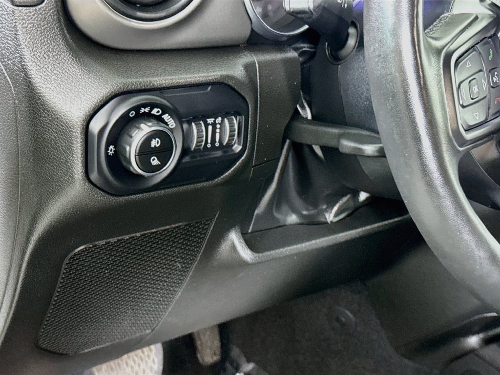 Used 2022 Jeep Gladiator Sport AWD/4WD image 19