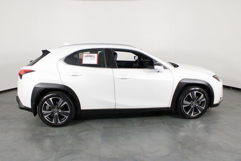 Used 2019 Lexus UX 200 image 13